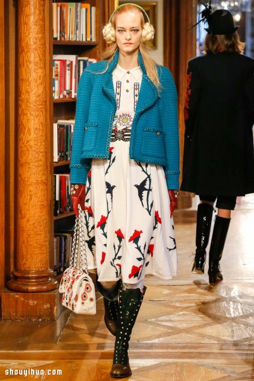 CHANEL 2015 早秋系列女生服裝搭配設(shè)計 -  rpnrmr.com