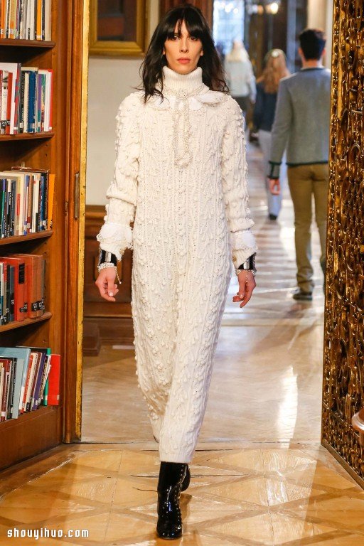 CHANEL 2015 早秋系列女生服裝搭配設(shè)計 -  rpnrmr.com