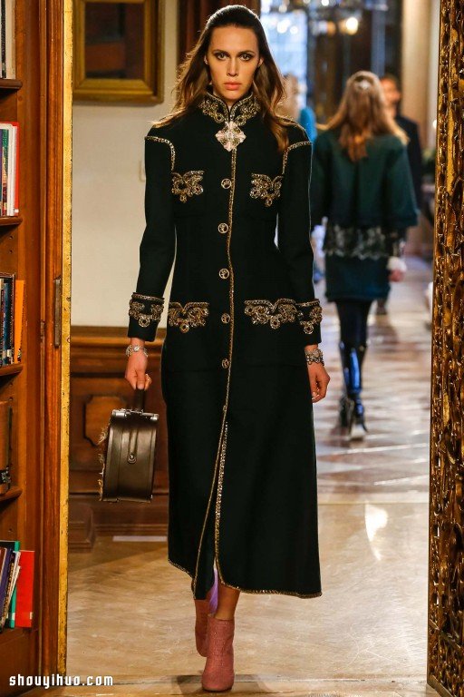 CHANEL 2015 早秋系列女生服裝搭配設(shè)計 -  rpnrmr.com