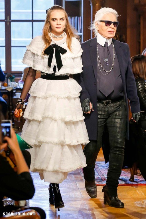 CHANEL 2015 早秋系列女生服裝搭配設(shè)計 -  rpnrmr.com