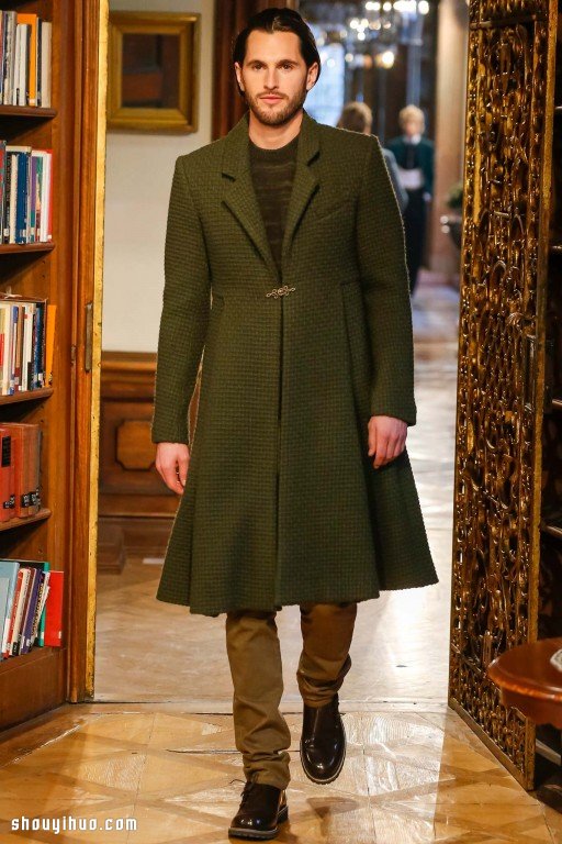 CHANEL 2015 早秋系列女生服裝搭配設(shè)計 -  rpnrmr.com