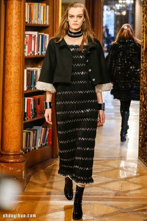 CHANEL 2015 早秋系列女生服裝搭配設(shè)計 -  rpnrmr.com