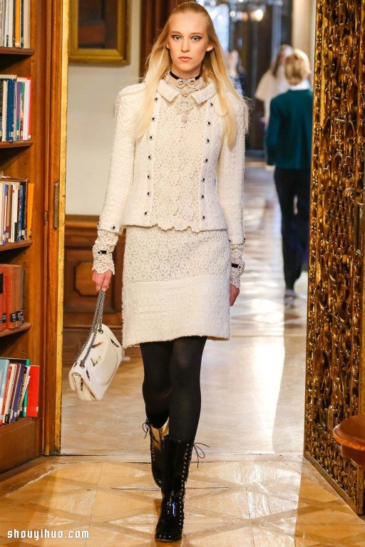 CHANEL 2015 早秋系列女生服裝搭配設(shè)計 -  rpnrmr.com