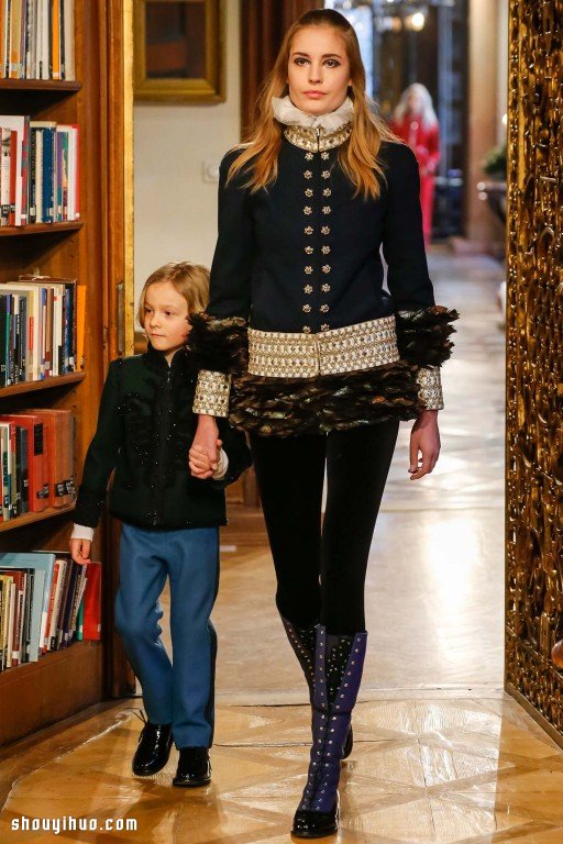 CHANEL 2015 早秋系列女生服裝搭配設(shè)計 -  rpnrmr.com