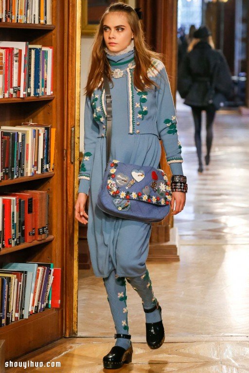 CHANEL 2015 早秋系列女生服裝搭配設(shè)計 -  rpnrmr.com