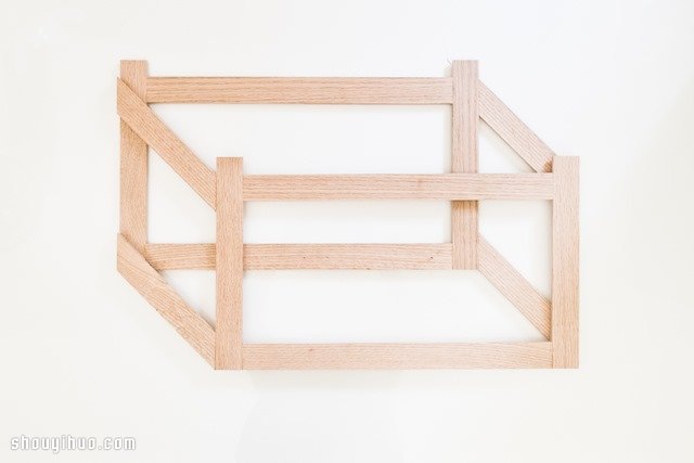 時尚3D置物架木工制作 可用作掛衣架和書架 -  rpnrmr.com