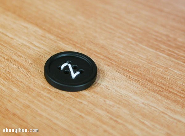 韓國AND推出的排字紐扣 typo buttons -  rpnrmr.com