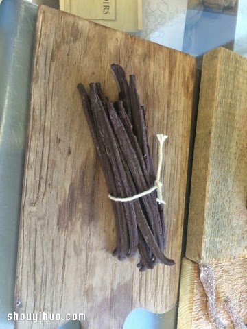 SWEET ALCHEMY 雅典暗黑主義甜點店設計 -  rpnrmr.com