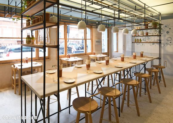 OPSO 原木家具搭配工業(yè)風(fēng)鐵條的餐廳設(shè)計(jì) -  rpnrmr.com