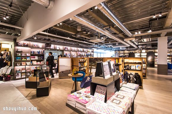 SHONAN T-SITE 復(fù)合式店鋪裝修布置設(shè)計(jì) -  rpnrmr.com