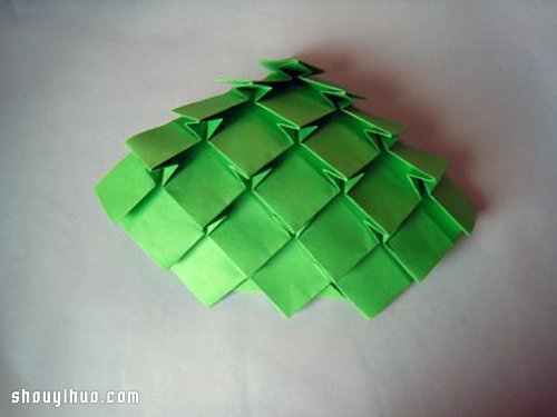 一張紙折紙立體圣誕樹手工DIY制作圖解教程 -  rpnrmr.com