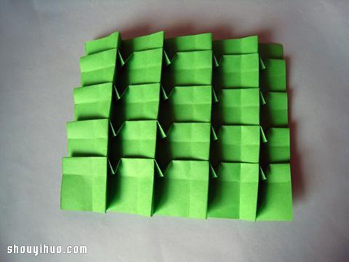 一張紙折紙立體圣誕樹手工DIY制作圖解教程 -  rpnrmr.com