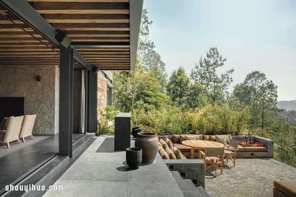 El Mirador House 擁有馬房的林間別墅設計 -  rpnrmr.com