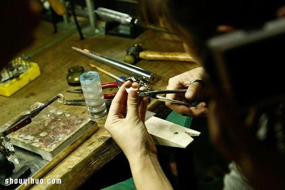 親手打造完美銀戒指的純手工制作步驟圖解 -  rpnrmr.com