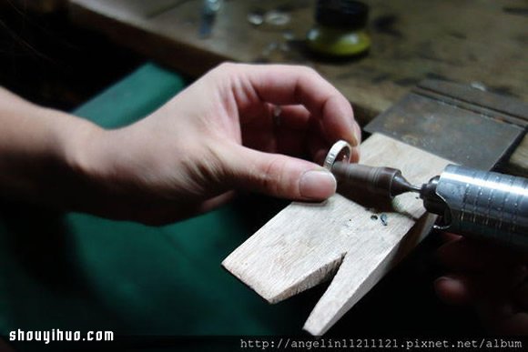 親手打造完美銀戒指的純手工制作步驟圖解 -  rpnrmr.com