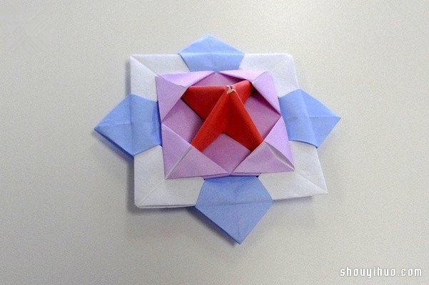紙陀螺的制作方法 紙陀螺的折法圖解教程 -  rpnrmr.com