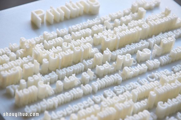 利用3D打印技術(shù)把字體排列成模擬都市景觀 -  rpnrmr.com
