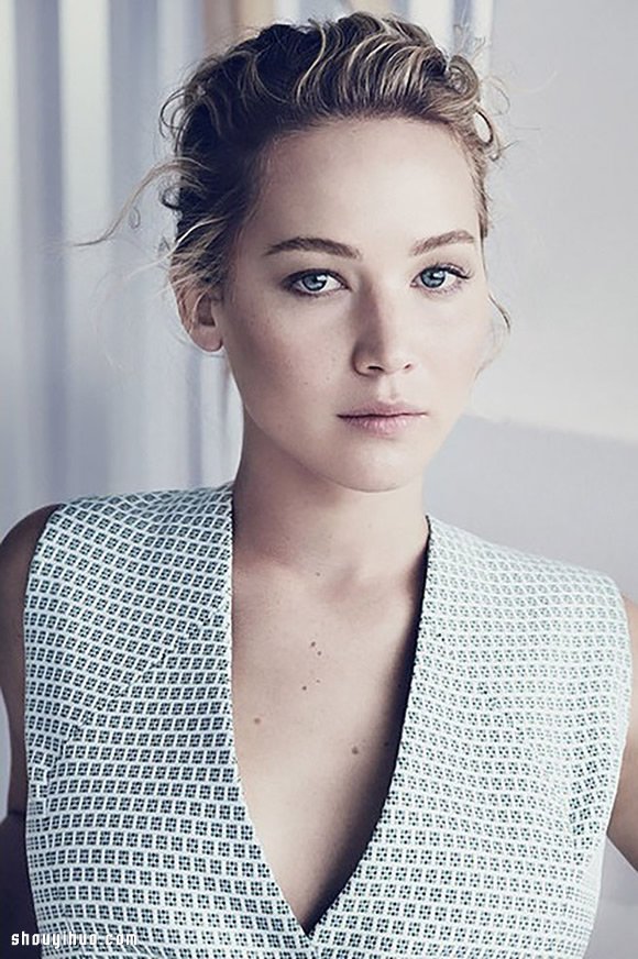 Jennifer Lawrence 演繹 Be Dior 手袋廣告 -  rpnrmr.com