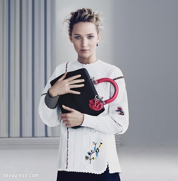 Jennifer Lawrence 演繹 Be Dior 手袋廣告 -  rpnrmr.com