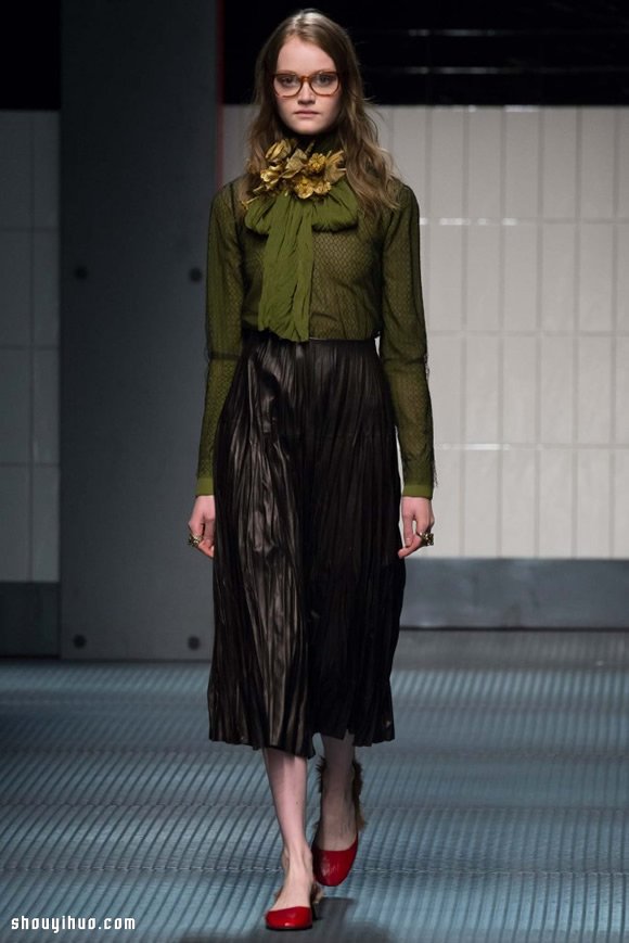 2015秋冬時裝周：Gucci 的舊時代新復興 -  rpnrmr.com