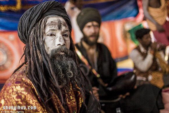 印度Varanasi恐怖的“食尸族” Aghori -  rpnrmr.com