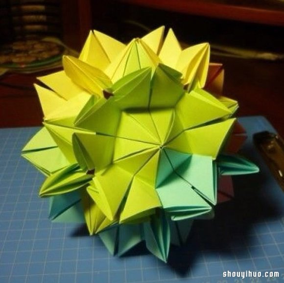 美輪美奐的手工折紙花球作品欣賞(七) -  rpnrmr.com