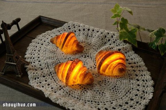Yukiko Morita 用真正面包制作而成的燈具 -  rpnrmr.com