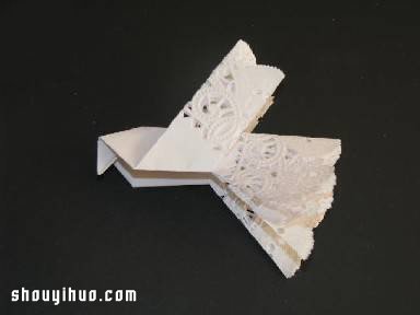 鴿子的折法圖解 圓形餐巾紙折紙鴿子的教程 -  rpnrmr.com