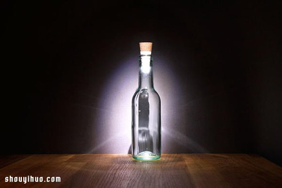 可充電式軟木塞LED 把玻璃瓶變成情境燈 -  rpnrmr.com