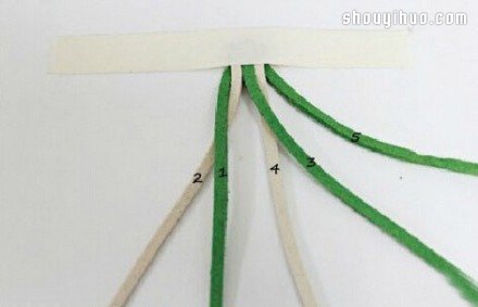 簡(jiǎn)單五股皮繩編織手鏈?zhǔn)骤C的制作方法圖解 -  rpnrmr.com