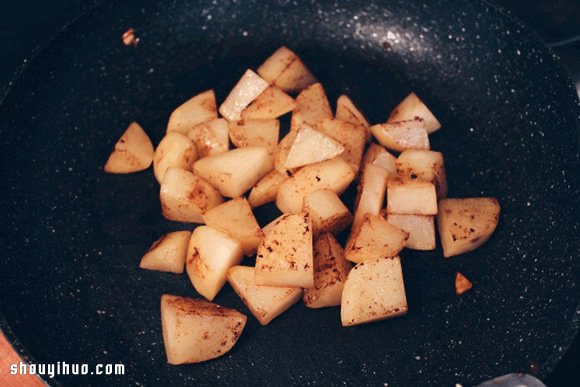 韓式拌飯的做法 重點(diǎn)在辣醬和荷包蛋！ -  rpnrmr.com