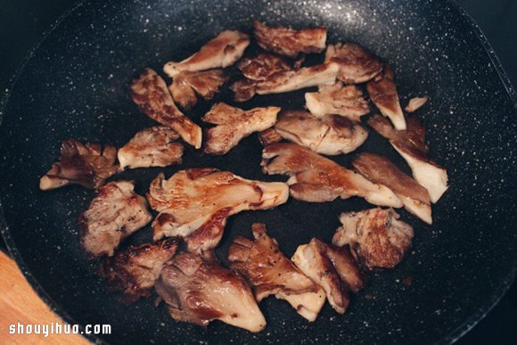 韓式拌飯的做法 重點(diǎn)在辣醬和荷包蛋！ -  rpnrmr.com
