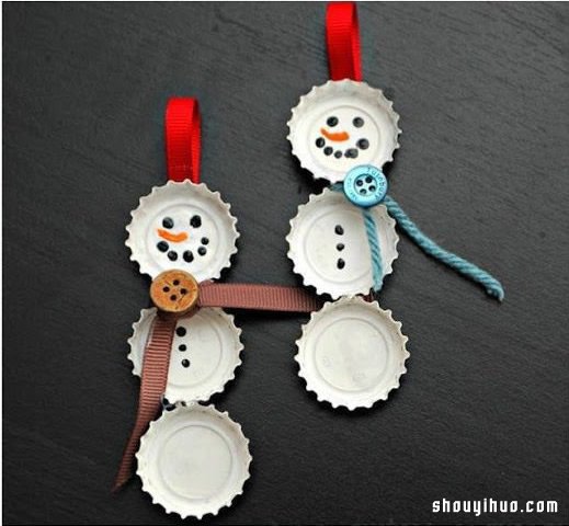 超簡單瓶蓋雪人小掛件手工制作方法圖解教程 -  rpnrmr.com