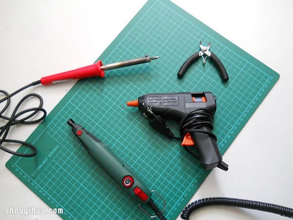 DIY簡易型風(fēng)力充電器 邊騎車邊給手機充電 -  rpnrmr.com