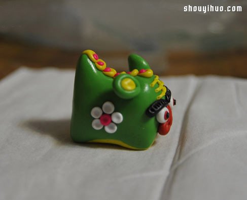 粘土制作可愛(ài)的單頭布老虎兒童玩具圖解教程 -  rpnrmr.com