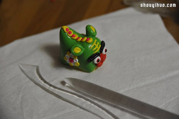 粘土制作可愛(ài)的單頭布老虎兒童玩具圖解教程 -  rpnrmr.com