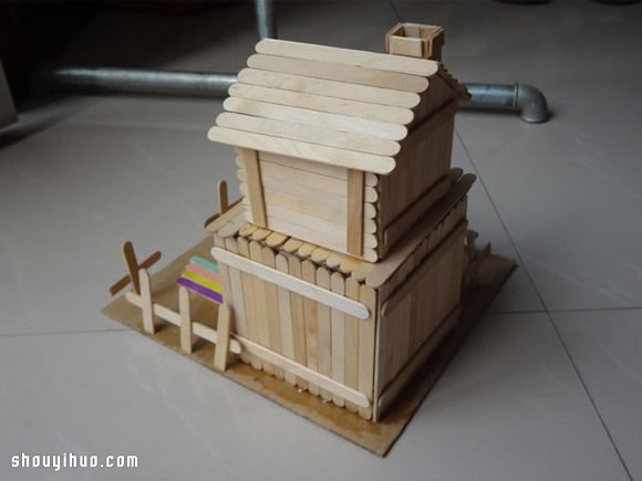 雪糕棍廢物利用DIY制作兩層樓小別墅模型 -  rpnrmr.com