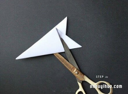 剪窗花的詳細(xì)步驟圖 窗花的剪法步驟圖解 -  rpnrmr.com