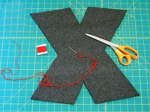 不織布字母靠枕/抱枕DIY手工制作圖解教程 -  rpnrmr.com