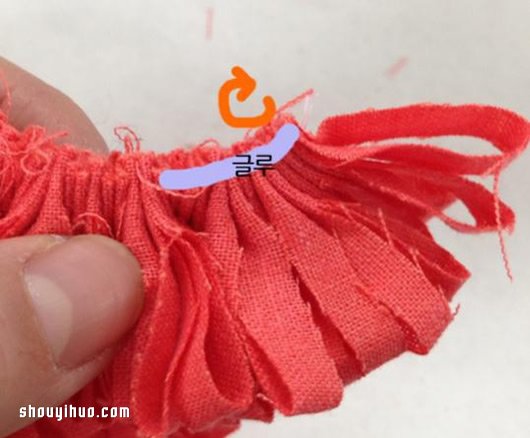 不織布手工制作漂亮婚禮簽到筆的方法圖解 -  rpnrmr.com