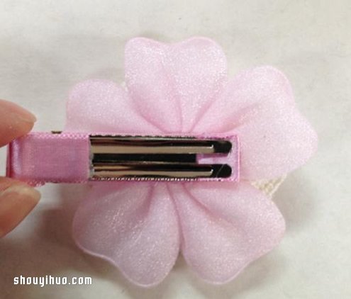 可愛小清新蕾絲花發(fā)夾DIY手工制作圖解教程 -  rpnrmr.com