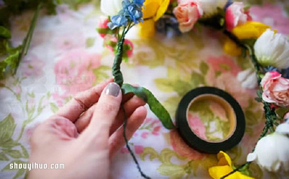 新娘鮮花花環(huán)DIY手工制作方法圖解教程 -  rpnrmr.com