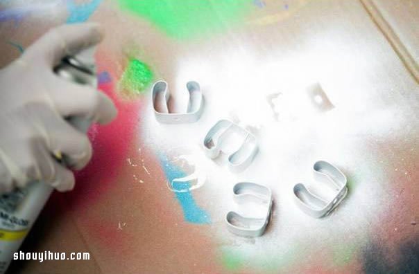 鐵罐鐵盒廢物利用DIY桌邊花盆/筆筒/收納架 -  rpnrmr.com