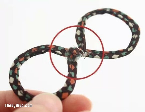 布藝蝴蝶結(jié)發(fā)卡的制作方法圖解 -  rpnrmr.com