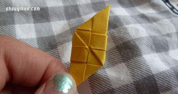 折紙手鐲手環(huán)的折法 手工手鐲手環(huán)折紙圖解 -  rpnrmr.com