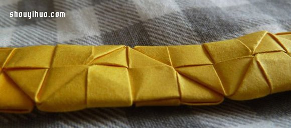折紙手鐲手環(huán)的折法 手工手鐲手環(huán)折紙圖解 -  rpnrmr.com