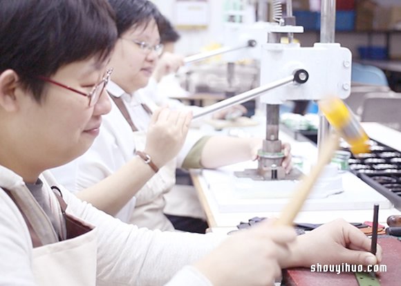 易拉罐回收利用DIY手表 還上市出售咯！ -  rpnrmr.com