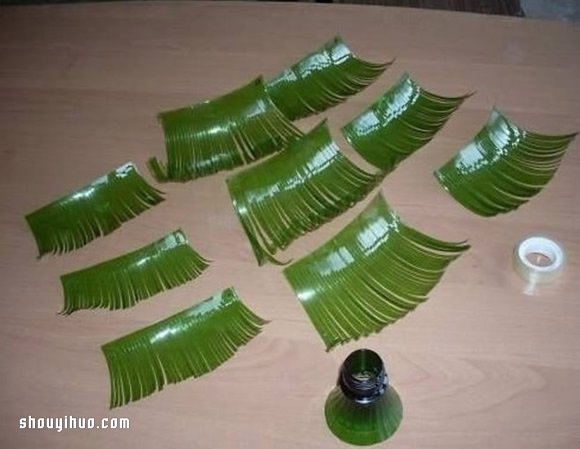 雪碧瓶子制作圣誕樹的方法圖解教程 -  rpnrmr.com