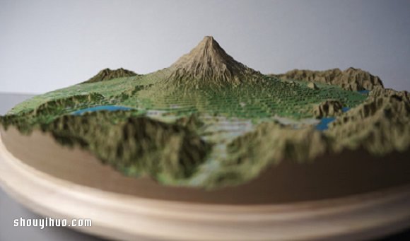 依照等高線層層堆疊 手工富士山紙模型 -  rpnrmr.com
