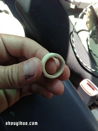 親手自制戒指和戒盒 趁攀巖時(shí)向女友求婚 -  rpnrmr.com